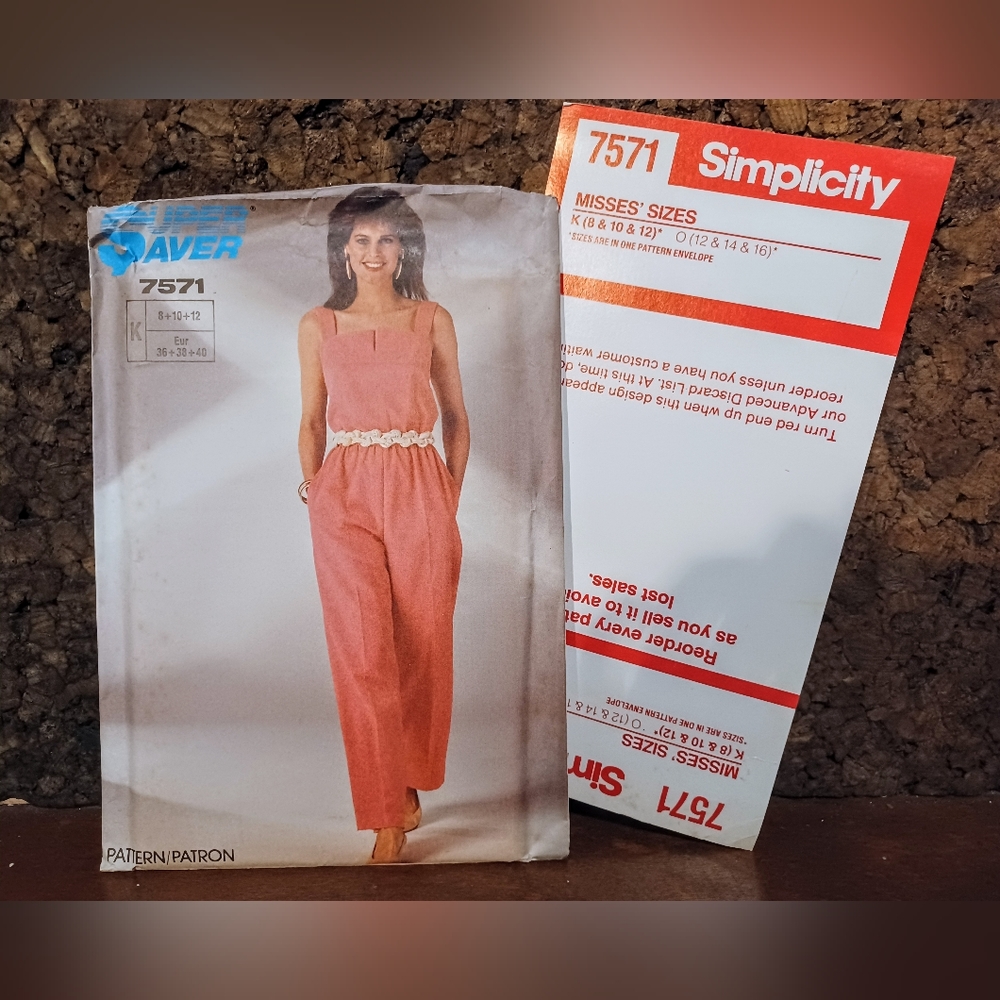 Vintage Simplicity #7571 Sewing Pattern/ Uncut/ NOS